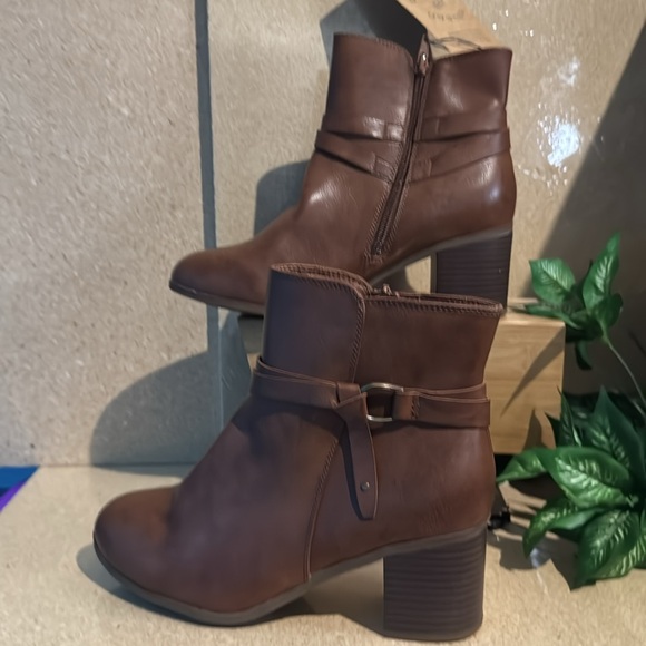 Frye and Co Italia Boots ( A0006) - Picture 6 of 11